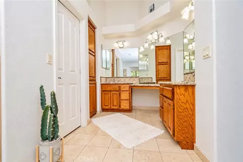 Bath - 150 Smoke Tree Rd, Pinon Hills, CA 92372 photo 5 of 7