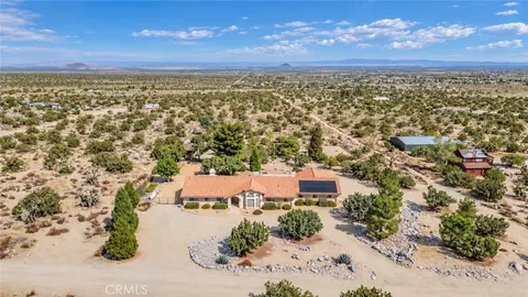 View/Area - 150 Smoke Tree Rd, Pinon Hills, CA 92372 photo 4 of 8