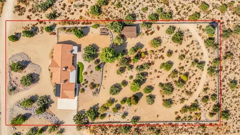 View/Area - 150 Smoke Tree Rd, Pinon Hills, CA 92372 photo 8 of 8