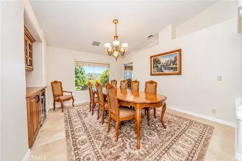 Dining - 150 Smoke Tree Rd, Pinon Hills, CA 92372 photo 3 of 3