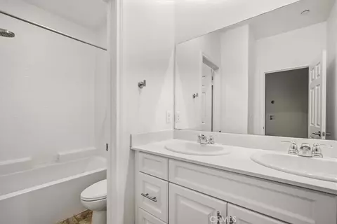 Bath - 20972 Center, Riverside, CA 92507 photo 3 of 5