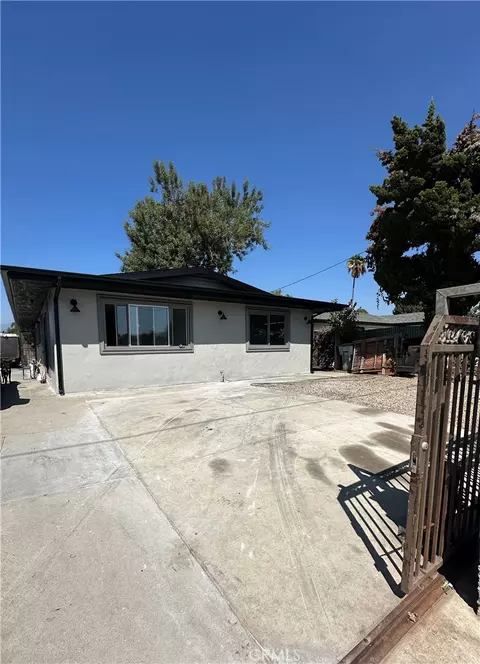 1684 W 8th, San Bernardino, CA 92411