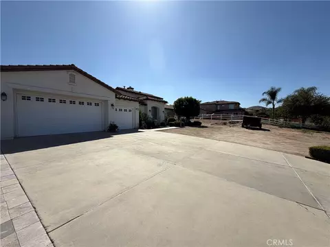 Other - 18268 Hollowtree Ln, Riverside, CA 92504 photo 11 of 12