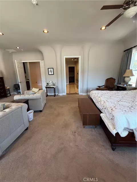 Bedroom - 18268 Hollowtree Ln, Riverside, CA 92504 photo 5 of 6