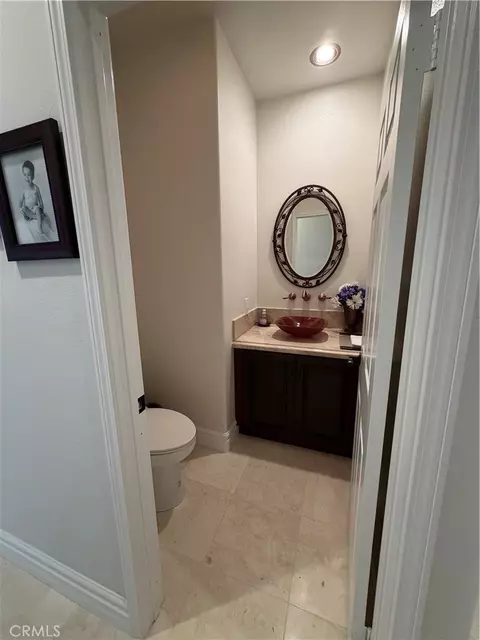 Bath - 18268 Hollowtree Ln, Riverside, CA 92504 photo 1 of 7
