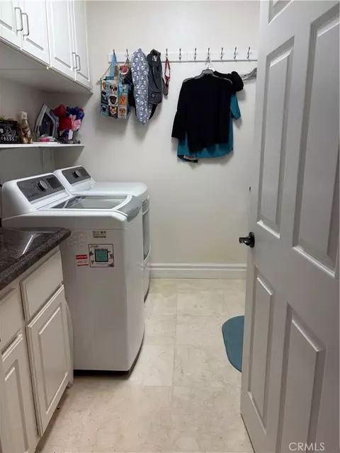 Other - 18268 Hollowtree Ln, Riverside, CA 92504 photo 3 of 12