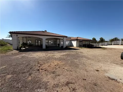 Exterior - 18268 Hollowtree Ln, Riverside, CA 92504 photo 3 of 4