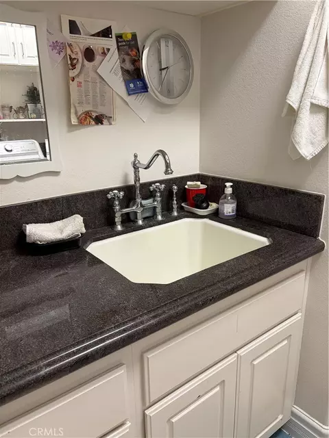 Other - 18268 Hollowtree Ln, Riverside, CA 92504 photo 4 of 12