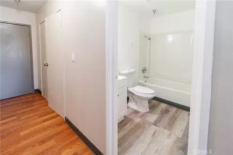Entry Way - 1353 E Devonshire Ave, Hemet, CA 92544 photo 3 of 3
