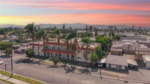 View/Area - 1353 E Devonshire Ave, Hemet, CA 92544 photo 1 of 7