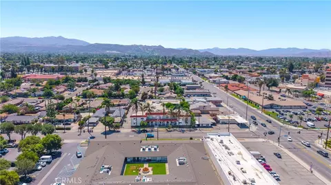 View/Area - 1353 E Devonshire Ave, Hemet, CA 92544 photo 7 of 7