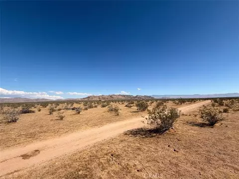0 Flint, Apple Valley, CA 92307 photo 3
