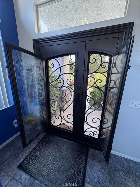 Entry Way - 14842 Fox Ridge Dr, Fontana, CA 92336 photo 2 of 4