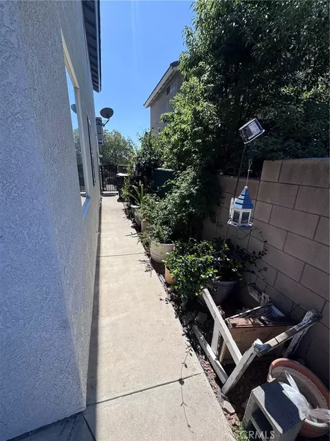 Exterior - 14842 Fox Ridge Dr, Fontana, CA 92336 photo 5 of 6