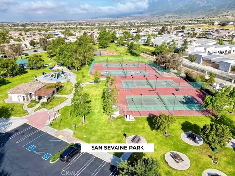 View/Area - 14842 Fox Ridge Dr, Fontana, CA 92336 photo 8 of 14