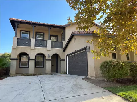 32011 Sugarbush Ln, Lake Elsinore, CA 92532