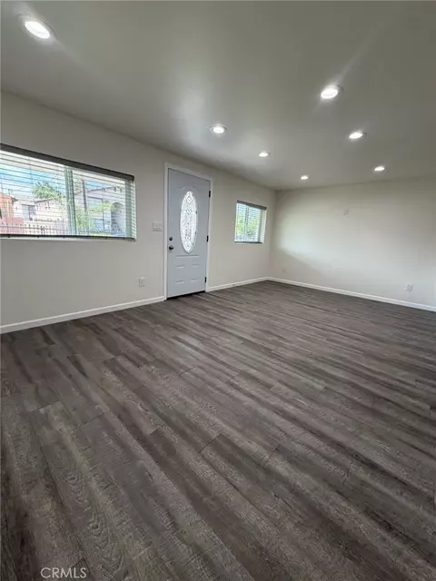 Living - 5875 Challen Ave, Riverside, CA 92503 photo 4 of 6