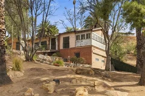 Exterior - 6100 Pachappa Dr, Riverside, CA 92506 photo 2 of 16