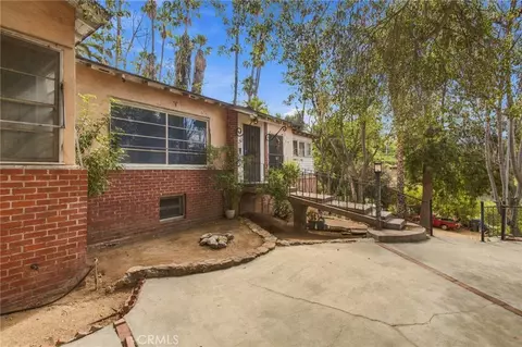 Exterior - 6100 Pachappa Dr, Riverside, CA 92506 photo 5 of 16