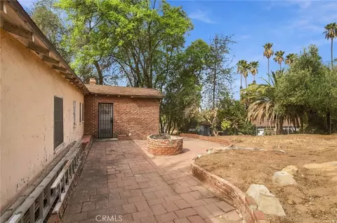 Exterior - 6100 Pachappa Dr, Riverside, CA 92506 photo 12 of 16
