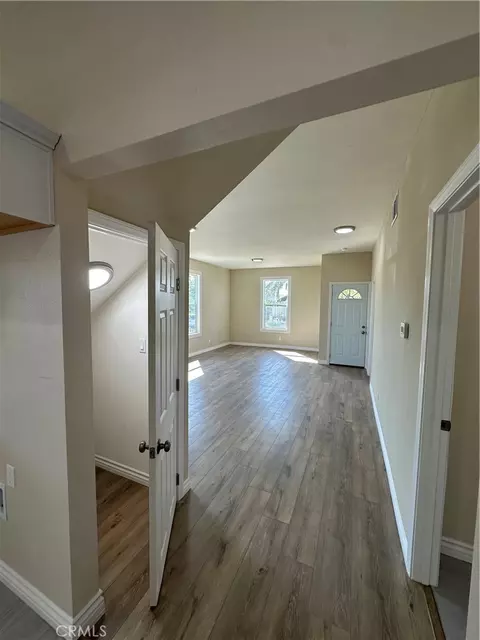 Entry Way - 261 Kendall Ave, San Bernardino, CA 92410 photo 1 of 4
