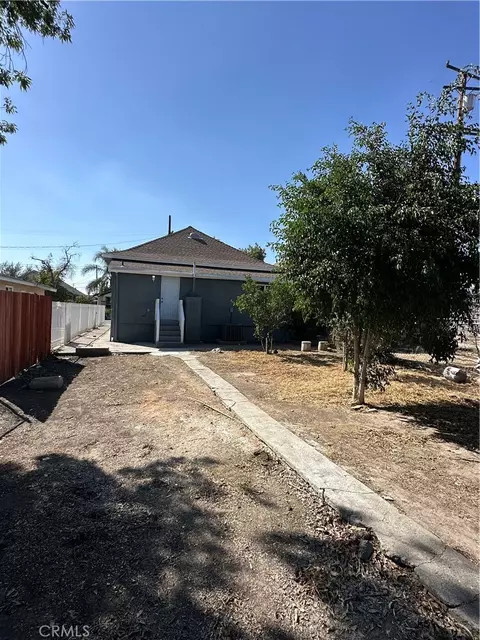 Exterior - 261 Kendall Ave, San Bernardino, CA 92410 photo 3 of 5