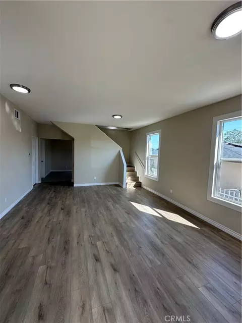 Living - 261 Kendall Ave, San Bernardino, CA 92410 photo 1 of 1