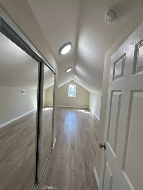 Entry Way - 261 Kendall Ave, San Bernardino, CA 92410 photo 3 of 4