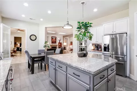 Kitchen - 36220 Eagle, Beaumont, CA 92223 photo 4 of 5