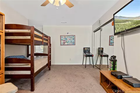Bedroom - 919 Venus Way, Crestline, CA 92325 photo 10 of 10