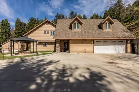 Exterior - 919 Venus Way, Crestline, CA 92325 photo 2 of 7