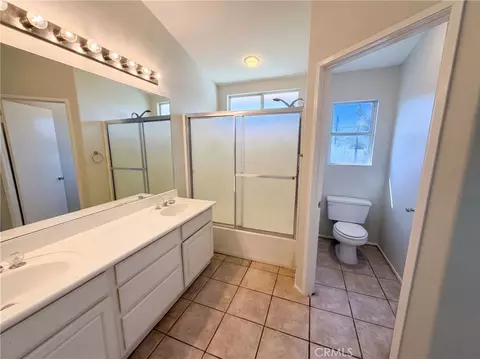 Bath - 33825 Glenoaks, Yucaipa, CA 92399 photo 3 of 3