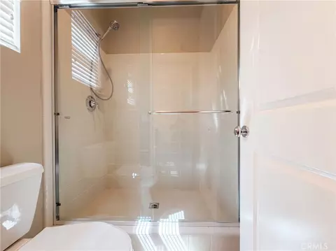 Bath - 45118 Morgan Hts, Temecula, CA 92592 photo 9 of 11
