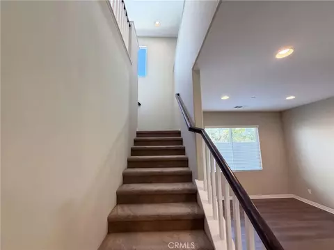 Entry Way - 45118 Morgan Hts, Temecula, CA 92592 photo 4 of 6