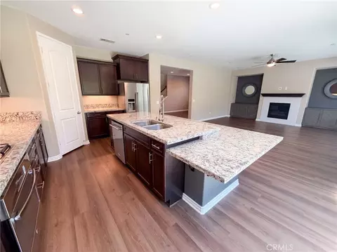 Kitchen - 45118 Morgan Hts, Temecula, CA 92592 photo 5 of 6