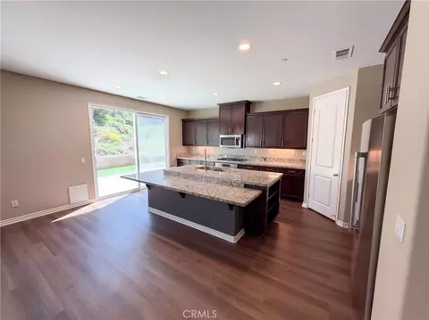 Kitchen - 45118 Morgan Hts, Temecula, CA 92592 photo 3 of 6