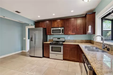 Kitchen - 4290 Highland, Riverside, CA 92506 photo 2 of 2