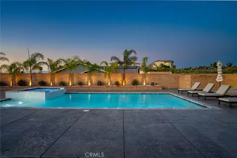 Exterior - 1055 Vista Ct, Riverside, CA 92506 photo 24 of 27