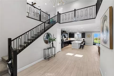 Entry Way - 1055 Vista Ct, Riverside, CA 92506 photo 3 of 8