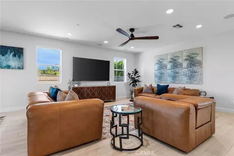 Living - 1055 Vista Ct, Riverside, CA 92506 photo 1 of 2