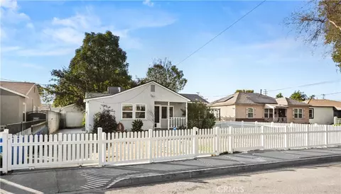 1617 N Gordon Ct, Pomona, CA 91768