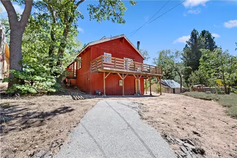 33616 Holcomb Crk, Green Valley Lake, CA 92341