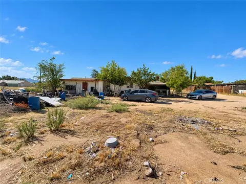 15116 Palm, Hesperia, CA 92345 photo 3