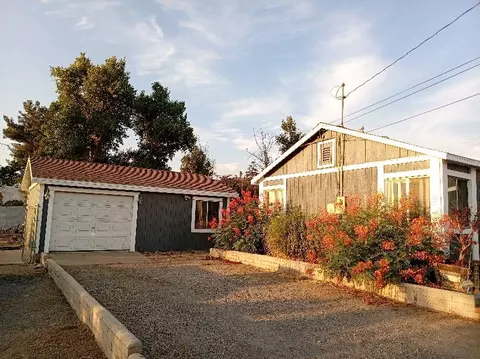 Exterior - 2251 Nice Ave, Mentone, CA 92359 photo 2 of 6