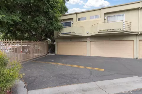 Exterior - 15361 Hunsaker Ave #A, Paramount, CA 90723 photo 3 of 6
