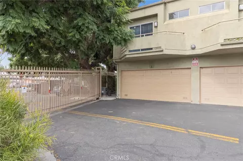Exterior - 15361 Hunsaker Ave #A, Paramount, CA 90723 photo 4 of 6