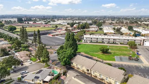 View/Area - 15361 Hunsaker Ave #A, Paramount, CA 90723 photo 5 of 18