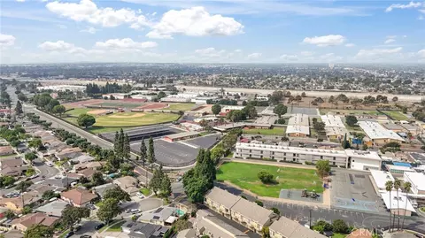 View/Area - 15361 Hunsaker Ave #A, Paramount, CA 90723 photo 11 of 18