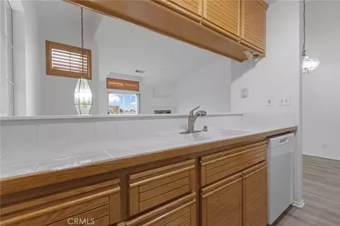 Kitchen - 15361 Hunsaker Ave #A, Paramount, CA 90723 photo 3 of 4