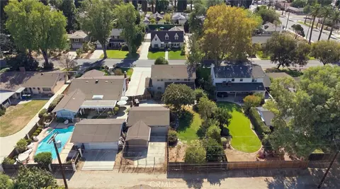 View/Area - 4045 Chapman, Riverside, CA 92506 photo 9 of 9